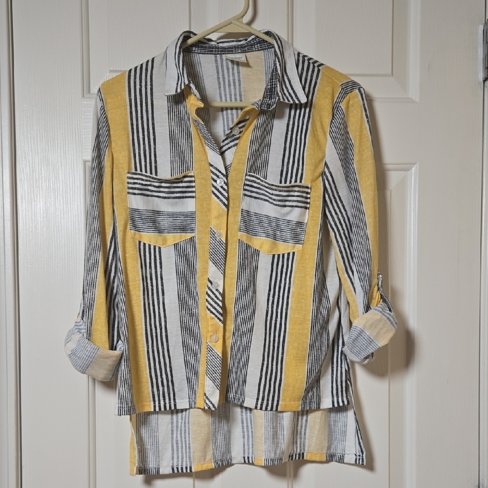 Passport M Button Up Casual Y2K Layering Piece Mallcore Hi-Lo Yellow Soft Light